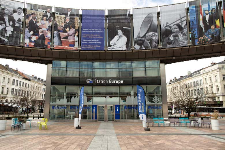 Learn tons about European history